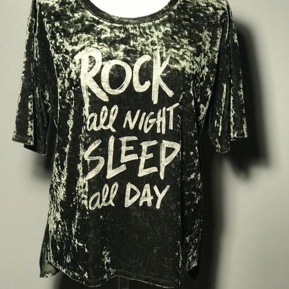 blouses - Picture 8 of 8